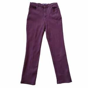 GLORIA VANDERBILT Burgundy Amanda Jeans Size 10 Stretch Denim Straight Leg Jeans